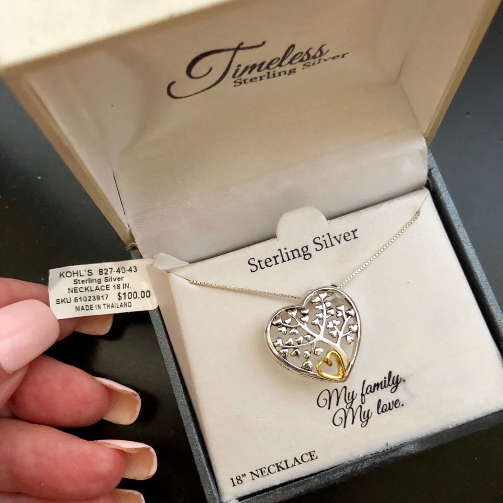 🆕SALE🎄🌟Timeless Sterling (925) 18” - necklace - Picture 2 of 8